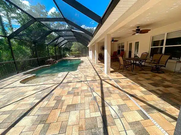 Pool Cage Cleaning